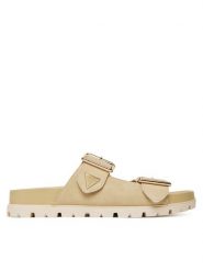 Guess Klapki FLTFST SUE03 Beżowy. Brązowe klapki damskie Guess, z aplikacjami, ze skóry, bez obcasa, bez zapięcia. Za 379.99 zł.