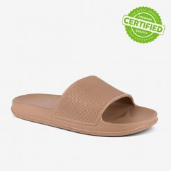 Klapki damskie Coqui 35/36 brązowe. Brązowe klapki damskie Erima, na lato, bez wzorów, z bawełny, retro, bez obcasa, bez zapięcia. Za 131.99 zł.