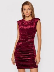 Guess Sukienka koktajlowa Charlie W1BK19 KATV1 Bordowy Slim Fit. Czerwone sukienki damskie Guess, xs, z aplikacjami, z syntetyku, wizytowe, bez kołnierzyka, bez ramiączek. Za 349.00 zł.