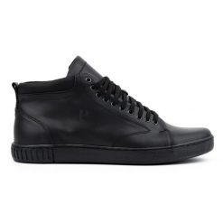 Polbut Buty skórzane męskie sneakersy 2108 czarne lico. Czarne botki męskie bez wzorów, ze skóry, eleganckie, za kostkę, bez obcasa, bez zapięcia. Za 367.89 zł.