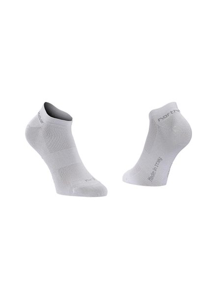 Skarpety rowerowe NORTHWAVE GHOST 2 - biały. Białe skarpety męskie Northwave, bez wzorów. Za 49.00 zł.