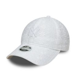 Czapka z daszkiem New Era 9twenty femme New York Yankees Broderie. Białe czapki damskie New Era, bez wzorów, eleganckie. Za 232.99 zł.