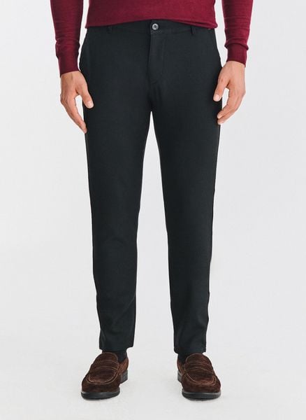 PAKO LORENTE - Czarne spodnie męskie. Czarne spodnie materiałowe męskie Pako Lorente, bez wzorów, z elastanu. Za 359.99 zł.