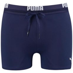 Spodenki kąpielowe męskie Puma Swim Men Logo Swim Trunk. Niebieskie kąpielówki męskie Puma, bez wzorów, sportowe. Za 134.14 zł.