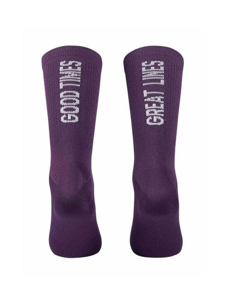 Skarpety rowerowe NORTHWAVE Good Times Sock. Fioletowe skarpetki damskie Northwave, bez wzorów, z tkaniny. Za 35.10 zł.