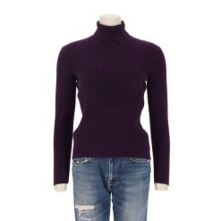 Second life - Damski fioletowy sweter - Stan bardzo dobry. Fioletowe swetry nierozpinane damskie Ralph Lauren, bez wzorów, sportowe, bez kołnierzyka, bez ramiączek. Za 127.76 zł.