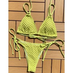 Bikini plażowe z regulowanymi ramiączkami Swaroop. Białe bikini Intica, l, bez wzorów, z materiału. Za 129.00 zł.