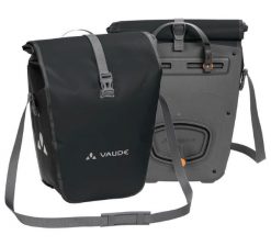 Torba rowerowa VAUDE Aqua Back. Czarne torby na ramię męskie Vaude, z materiału, na ramię, małe. Za 606.25 zł.