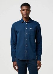 MESKA KOSZULA JEANSOWA WRANGLER 1 PKT SHIRT BLUE OXIDE 112371548. Niebieskie koszule męskie Wrangler, m, bez wzorów, z jeansu, bez kołnierzyka, bez ramiączek. Za 169.99 zł.