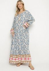 Niebieska Sukienka Rozkloszowana z Ozdobnym Wiązaniem w Boho Wzór Erainea. Niebieskie sukienki damskie Born2be, na co dzień, l, z aplikacjami, z jeansu, boho, bez kołnierzyka, bez ramiączek, maxi, proste. Za 79.99 zł.