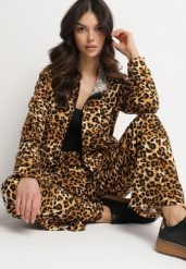 Jasnobrązowy Komplet Dresowy w Panterkę Bluza i Szerokie Spodnie Edilessa. Brązowe bluzy damskie Born2be, m, bez wzorów, z dresówki, eleganckie, bez ramiączek, z kapturem. Za 84.99 zł.