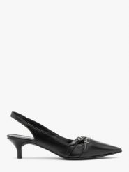 Czarne czółenka slingback z ozdobnymi paskami. Czarne czółenka damskie Ryłko, bez wzorów, z gumy, bez obcasa, na obcasie, bez zapięcia. Za 399.99 zł.