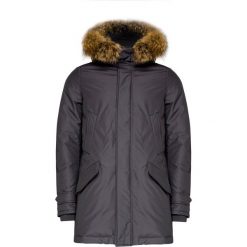 Parka WOOLRICH POLAR HC. Czarne parki męskie Woolrich, z aplikacjami, z gore-texu, bez kołnierzyka, bez kaptura. Za 3,830.00 zł.