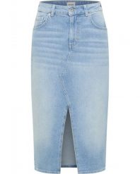 Damska spódnica Maxi Mustang Style Eureka Denim Skirt Denim Blue 1016566 5000 201. Niebieskie spódnice damskie Mustang, bez wzorów, z denimu, maxi. Za 169.99 zł.