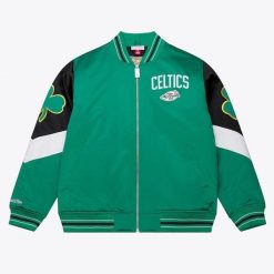 Kurtka Mitchell & Ness NBA Throw It Jkt Vntg Celtic. Kurtki męskie Mitchell & Ness, m, bez wzorów, bez kaptura. Za 697.95 zł.