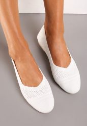 Białe Płaskie Balerinki z Siateczkowego Materiału Nelibra. Białe balerinki damskie Renee, bez wzorów, eleganckie, bez obcasa, na płaskiej podeszwie, bez zapięcia. Za 44.99 zł.