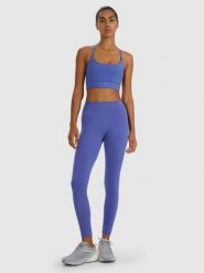 4F Legginsy treningowe szybkoschnące damskie - granatowe XS. Niebieskie legginsy damskie 4F, s, bez wzorów, z dzianiny, na fitness i siłownię. Za 119.99 zł.