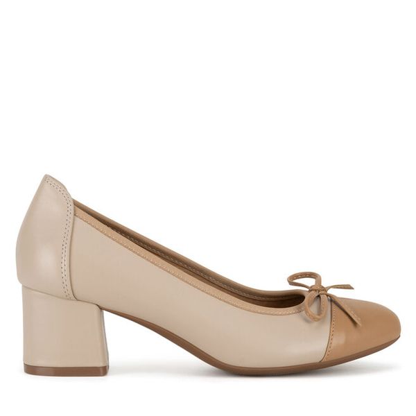 Czółenka Lasocki. Brązowe czółenka damskie Lasocki, bez wzorów, bez obcasa, bez zapięcia. Za 175.99 zł.