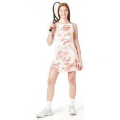 Sukienka tenisowa damska Lotto Tech IV-D2 dress. Czerwone sukienki damskie Lotto, m, bez wzorów, sportowe, bez kołnierzyka, bez ramiączek, sportowe. Za 319.00 zł.