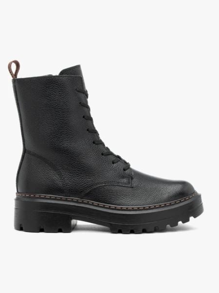 Czarne trapery ze skóry licowej. Czarne trapery damskie Brawo sp. z o.o., ze skóry, za kostkę, bez zapięcia. Za 549.99 zł.