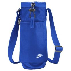 Torba hydracyjna Nike Club. Czarne torby sportowe męskie Nike, bez wzorów, z materiału. Za 166.85 zł.