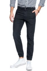 TOM TAILOR SPODNIE MĘSKIE HERRINGBONE JOGG CHINO DUSTY BLACK 6403544.00.12 COL. 2627. Czarne eleganckie spodnie męskie Tom Tailor, bez wzorów, z bawełny, z obniżonym stanem. Za 129.99 zł.