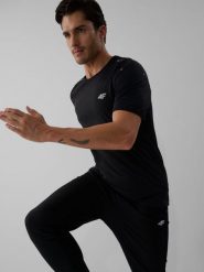 4F Koszulka do biegania szybkoschnąca męska - czarna M. Czarne t-shirty męskie 4F, l, bez wzorów, bez kołnierzyka, bez ramiączek. Za 129.99 zł.