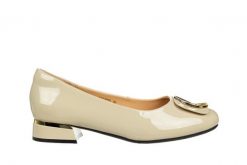 Półbuty Loretta Vitale E40305B Beige 514251, Beżowy, Skóra lakierowana - 37. Brązowe półbuty damskie Loretta Vitale, bez wzorów, z lakierowanej skóry, eleganckie, bez obcasa, na obcasie, bez zapięcia. W wyprzedaży za 242.10 zł.