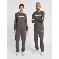 Koszulka z długim rękawem Hummel Legacy. Brązowe koszulki sportowe damskie Hummel, xs, bez wzorów, bez ramiączek, do piłki ręcznej. Za 124.50 zł.