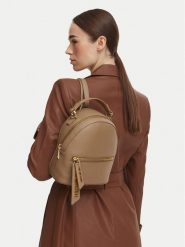 LOVE MOSCHINO Plecak JC4229PP0PKG0105 Beżowy. Brązowe plecaki damskie Love Moschino, bez wzorów, ze skóry. Za 1,059.00 zł.