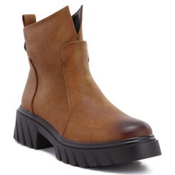 Botki damskie ocieplane camel M.Daszyński 2502. Brązowe botki damskie M.Daszyński, bez wzorów, ze skóry ekologicznej, bez obcasa, bez zapięcia. Za 149.99 zł.
