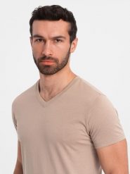 Męska klasyczna bawełniana koszulka z dekoltem w serek BASIC – popielata V21. Szare t-shirty męskie Ombre Clothing, m, bez wzorów, z bawełny, bez kołnierzyka, bez ramiączek. W wyprzedaży za 24.99 zł.