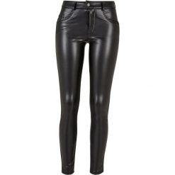 Spodnie Damskie Skóra Syntetyczna Ze Średnim Stanem. Czarne spodnie dresowe damskie Urban Classics, bez wzorów, ze skóry, sportowe, długie. Za 221.99 zł.