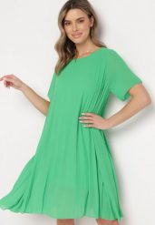 Zielona Sukienka Plisowana z Lekko Luźnym Fasonie Forxia. Zielone sukienki damskie Born2be, na imprezę, na lato, l, bez wzorów, eleganckie, bez kołnierzyka, bez ramiączek, mini. Za 74.99 zł.