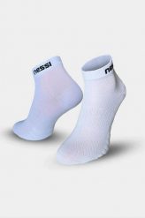 Bezszwowe skarpety oddychające Nessi Sportswear. Białe skarpetki damskie NESSI SPORTSWEAR, bez wzorów, z materiału. Za 59.90 zł.
