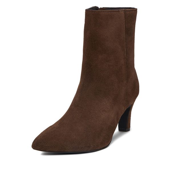 Botki GINO ROSSI. Brązowe botki damskie Gino Rossi, bez wzorów, bez obcasa, na słupku, bez zapięcia. Za 429.99 zł.