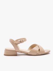 Beżowe sandały ze skóry licowej. Brązowe sandały damskie Ryłko, bez wzorów, ze skóry, z okrągłym noskiem, bez obcasa, na obcasie, bez zapięcia. Za 379.99 zł.