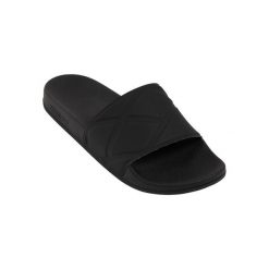 Klapki Arena Arena Classics. Czarne klapki damskie ARENA, bez wzorów, sportowe, bez obcasa, bez zapięcia. Za 109.99 zł.