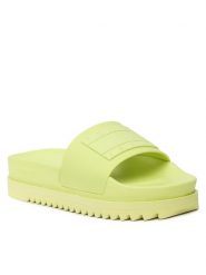 Tommy Jeans Klapki Elev Fltfrm Pl Sld EN0EN02110 Zielony. Zielone klapki damskie Tommy Jeans, bez wzorów, z jeansu, bez obcasa, bez zapięcia. Za 269.99 zł.