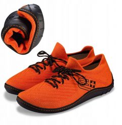SH5010W Buty damskie BAREFOOT MERINO pomarańczowy/czarny 40. Brązowe obuwie sportowe damskie Spokey, bez wzorów, bez zapięcia. Za 446.44 zł.