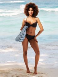 Góra od bikini - brązowy. Brązowe stroje kąpielowe damskie Sinsay, l, bez wzorów, prążkowane. Za 29.99 zł.