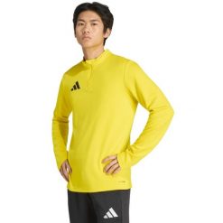 Bluza męska adidas Entrada 26 Training Top. Żółte bluzy męskie Adidas, m, bez wzorów, z materiału, sportowe, bez ramiączek, bez kaptura. Za 121.99 zł.