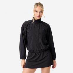 Bluza sportowa damska Domyos. Czarne bluzy damskie DOMYOS, xs, bez wzorów, z materiału, sportowe, bez ramiączek, bez kaptura. Za 119.99 zł.