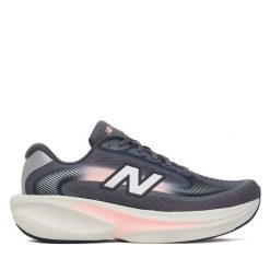 Buty do biegania New Balance. Szare obuwie sportowe damskie New Balance, bez wzorów, bez zapięcia, do biegania. Za 669.99 zł.