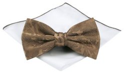 Mucha Męska z Poszetką (Zestaw) - Chattier - Jasny Brąz (Stare Złoto). Żółte krawaty i muchy Chattier, bez wzorów, eleganckie. Za 59.00 zł.