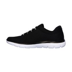 Buty damskie sportowe Skechers QUICK LAPSE. Białe obuwie sportowe damskie Skechers, bez wzorów, bez zapięcia. W wyprzedaży za 149.00 zł.