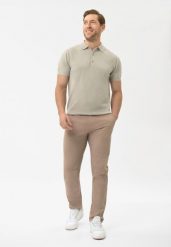 Bawełniane spodnie R-JOE. Brązowe eleganckie spodnie męskie Volcano, bez wzorów, z bawełny. Za 169.99 zł.