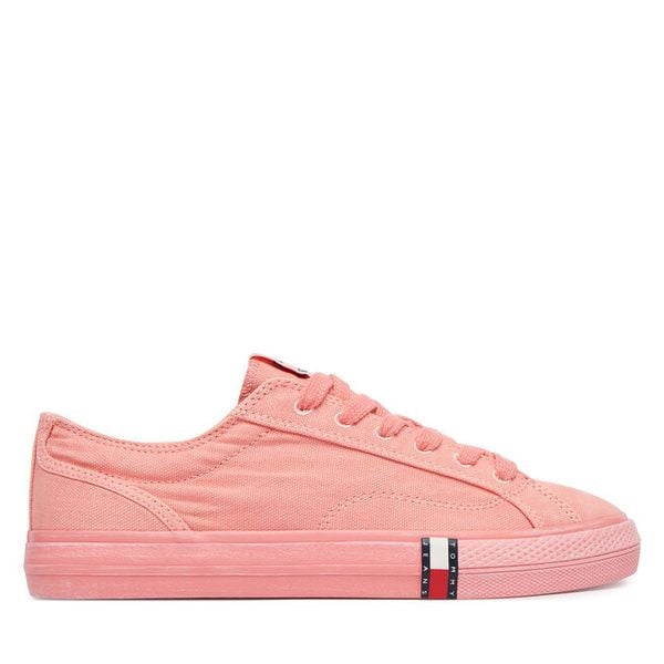 Tenisówki Tommy Jeans. Czerwone trampki i tenisówki damskie Tommy Jeans, bez wzorów, z jeansu, bez zapięcia. Za 217.99 zł.