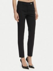 Rinascimento Spodnie materiałowe CFC0128638003 Czarny Slim Fit. Czarne spodnie materiałowe damskie Rinascimento, bez wzorów, z materiału. Za 399.99 zł.