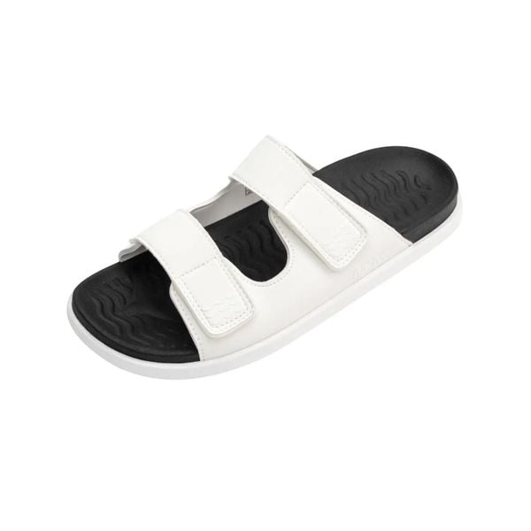 Klapki NATIVE FRANKIE SUGARLITE. Czarne klapki męskie Native Shoes, bez wzorów, z gumy, bez zapięcia. Za 184.32 zł.